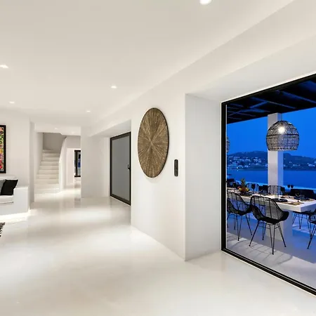 With Fantastic Terrace-sea Views Feriehus *